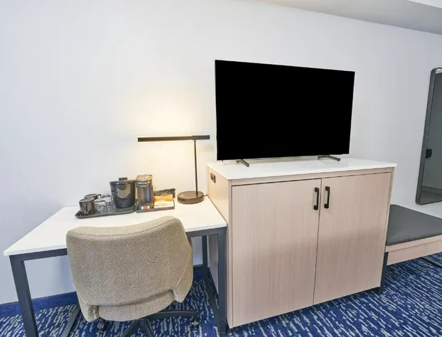All Seasons Inn and Suites hotel detail image 3