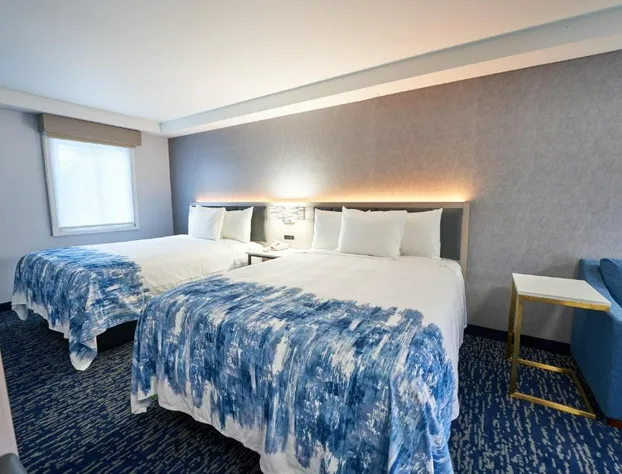 All Seasons Inn and Suites hotel detail image 3