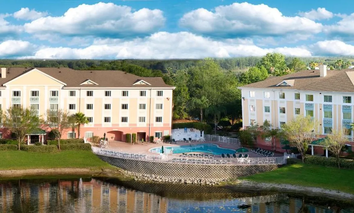 Exploria Express by Exploria Resorts hotel hero