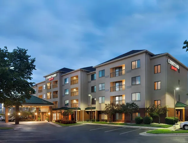 Courtyard by Marriott Dayton Beavercreek hotel detail image 1