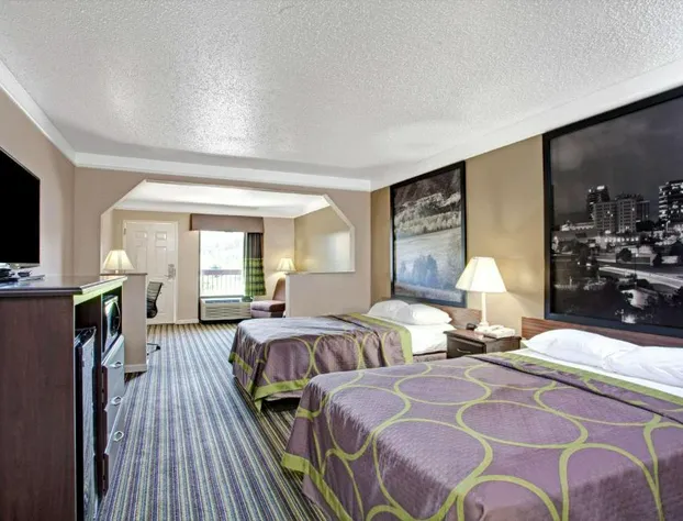 Super 8 by Wyndham Knoxville East hotel detail image 4