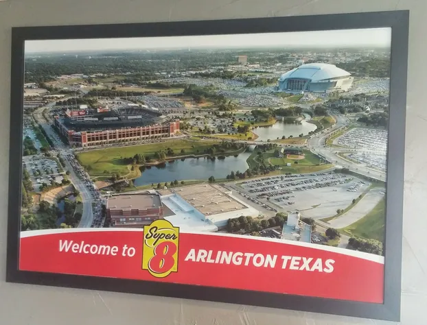 Super 8 by Wyndham Arlington Near AT&T Stadium hotel detail image 3