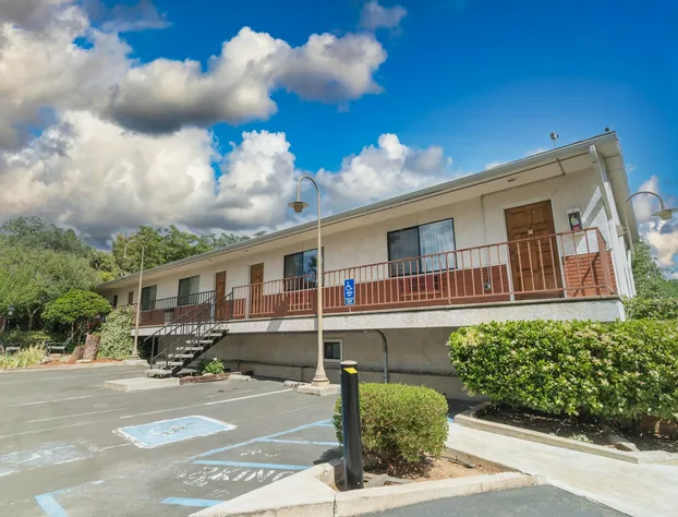 Mariposa Lodge hotel detail image 4