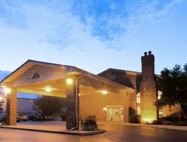 Super 8 by Wyndham Greenfield hotel detail image 2