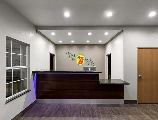 Super 8 by Wyndham San Antonio/Alamodome Area hotel detail image 3