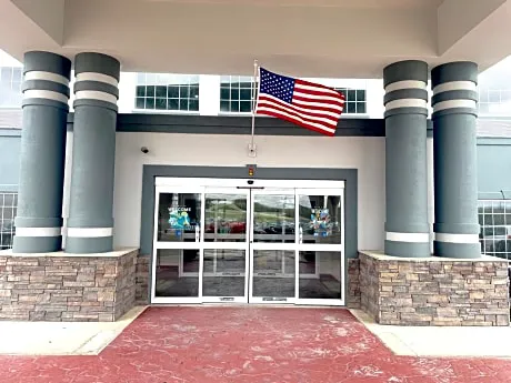 Super 8 by Wyndham San Antonio/Alamodome Area hotel detail image 4