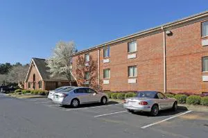 Suburban Studios Montgomery East I-85 hotel detail image 3