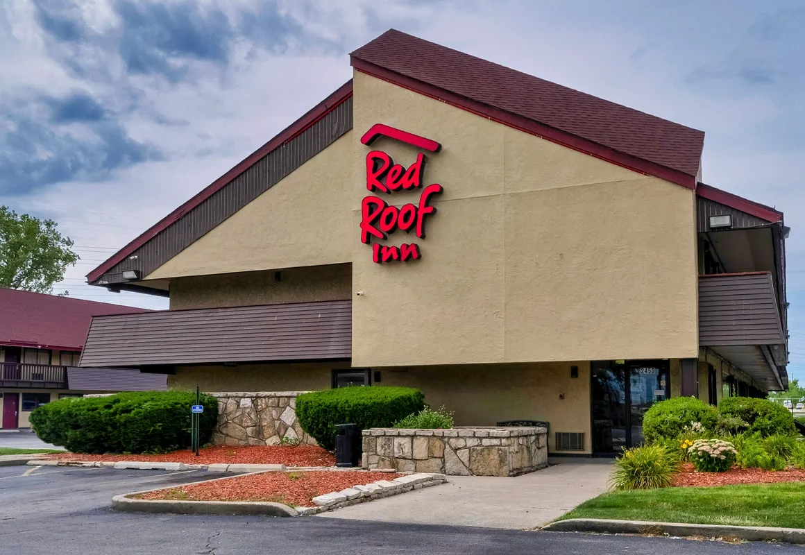 Red Roof Inn Chicago - Lansing hotel hero