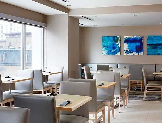 AC Hotels by Marriott Chicago Downtown hotel detail image 3