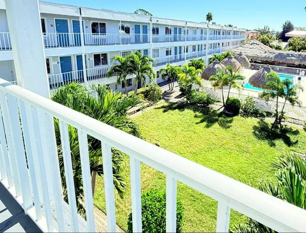 Lantern Inn & Suites hotel detail image 2