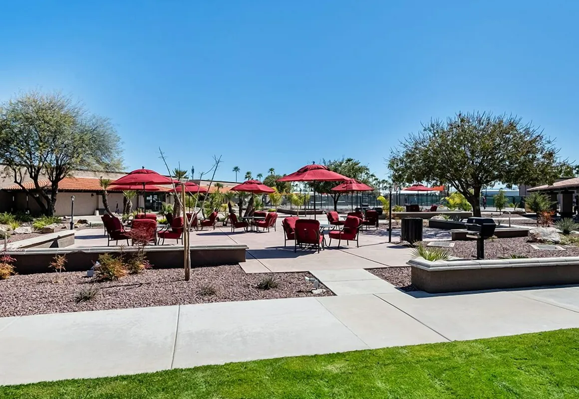 Voyager Resort Inn hotel hero