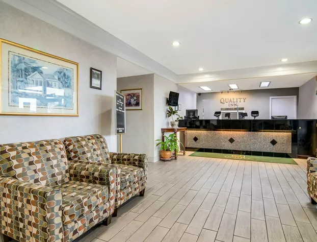 Quality Inn Marietta near Dobbins ARB hotel detail image 2