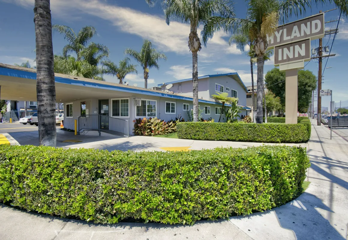 Hyland Motel Van Nuys hotel hero