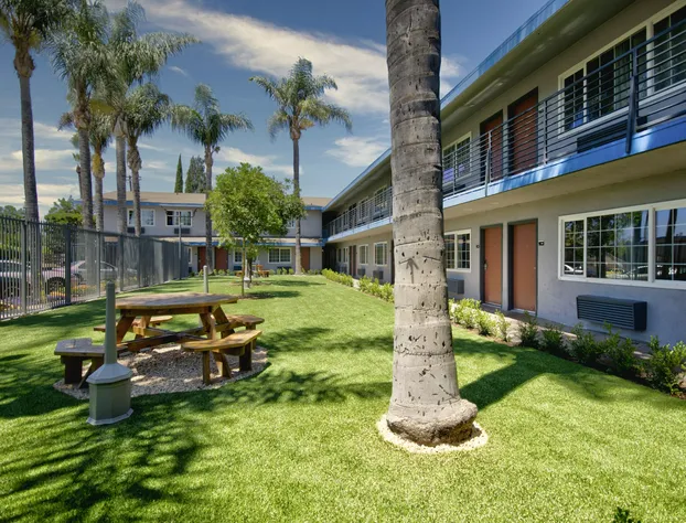 Hyland Motel Van Nuys hotel detail image 1