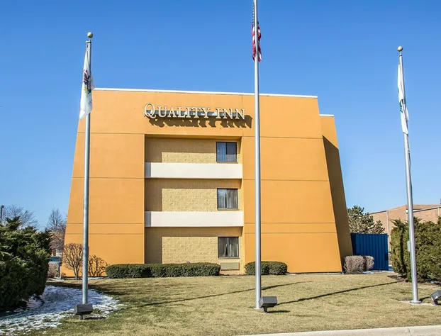 Quality Inn Elgin I-90 hotel detail image 2