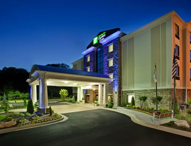 Holiday Inn Express Hotel & Suites Fairburn by IHG hotel detail image 1
