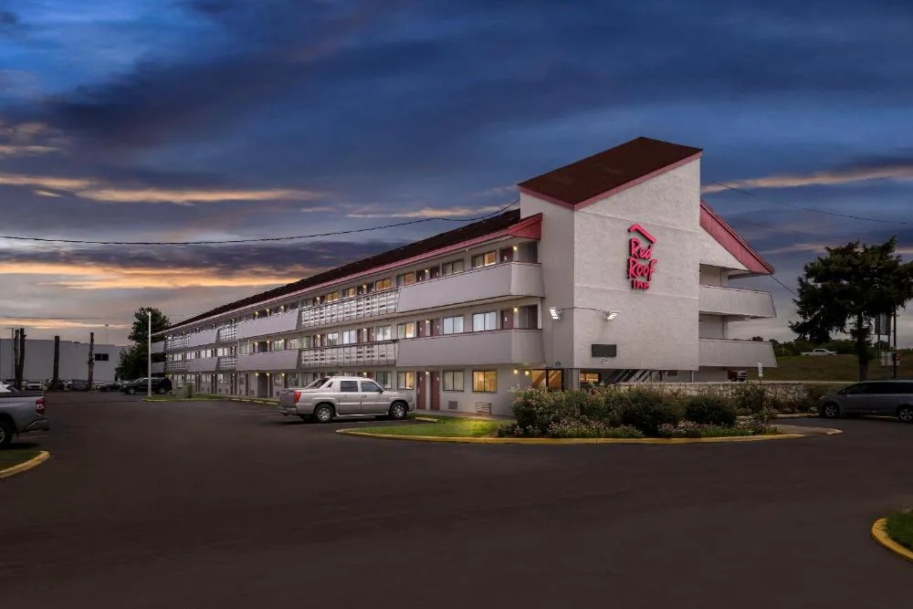 Red Roof Inn Jackson Downtown - Fairgrounds hotel hero