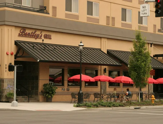 The Grand Hotel - Salem hotel detail image 3