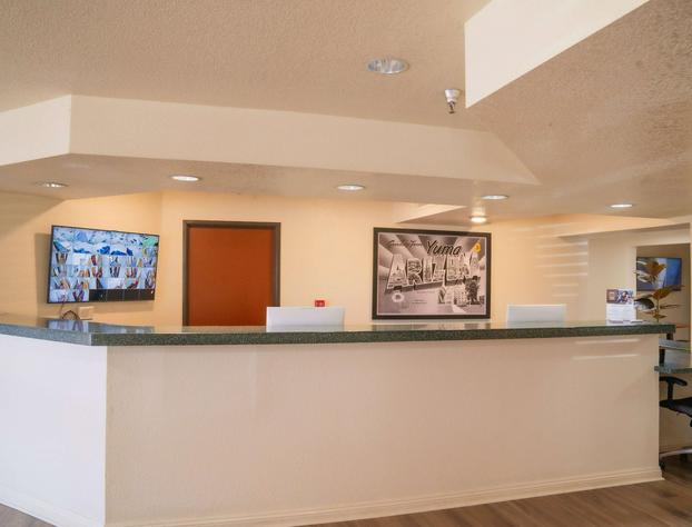 Super 8 by Wyndham Yuma hotel detail image 2