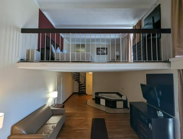 Red Roof Inn PLUS+ Wichita East hotel detail image 2