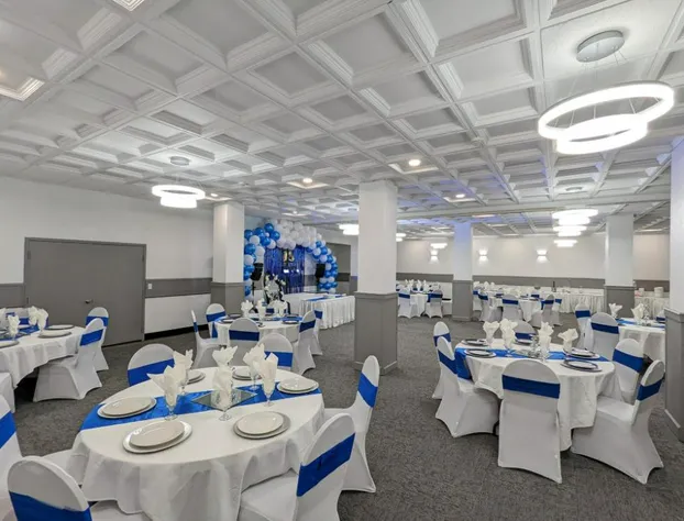 Red Roof Inn PLUS+ Wichita East hotel detail image 3