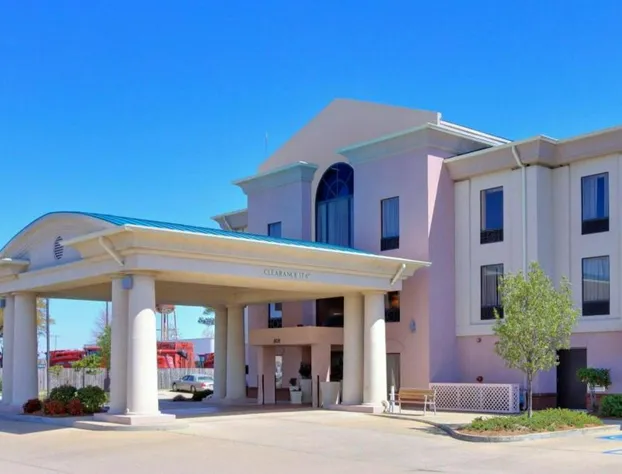 Holiday Inn Express Hotel & Suites Cleveland by IHG hotel detail image 1