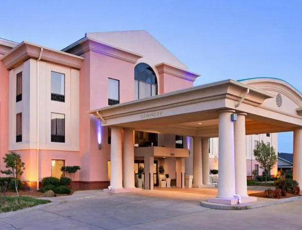 Holiday Inn Express Hotel & Suites Cleveland by IHG hotel detail image 1