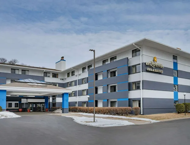 La Quinta Inn & Suites by Wyndham Minneapolis-Minnetonka hotel detail image 1