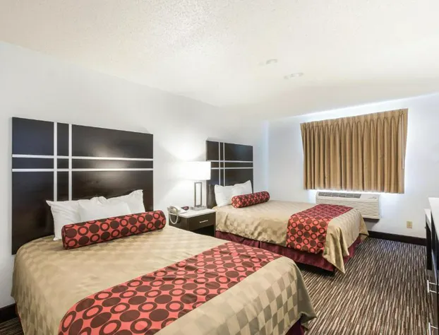 Americas Best Value Inn Charlotte, MI hotel detail image 4