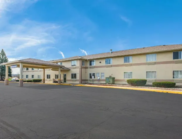 Americas Best Value Inn Charlotte, MI hotel detail image 2