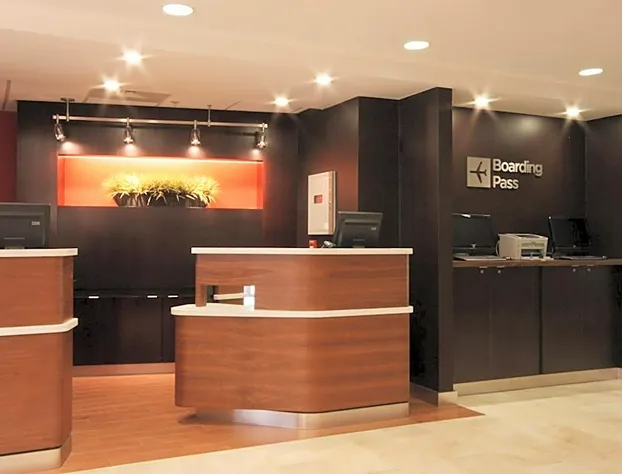 Courtyard by Marriott Chicago Bloomingdale hotel detail image 2