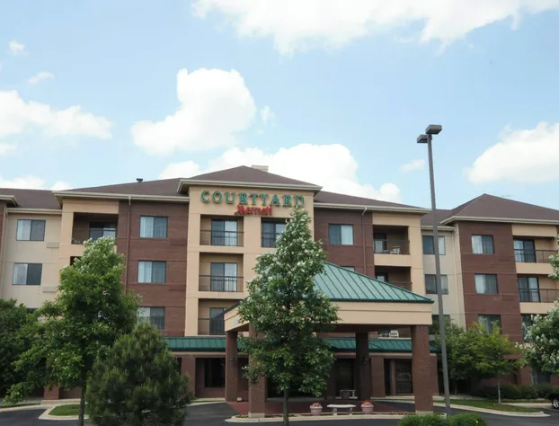 Courtyard by Marriott Chicago Bloomingdale hotel detail image 1