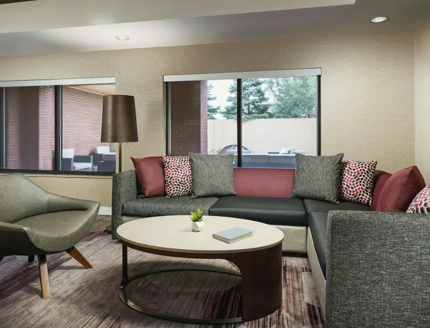 Courtyard by Marriott Chicago Bloomingdale hotel detail image 4