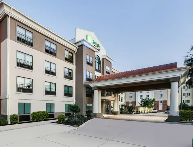 Holiday Inn Express & Suites San Antonio NW near SeaWorld by IHG hotel detail image 3