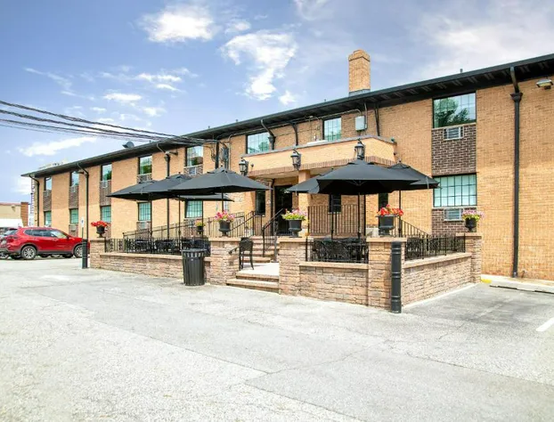 Holland Hotel Free Parking Jersey City hotel detail image 4