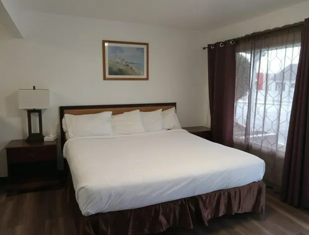 Blue Coast Inn and Suites hotel detail image 3