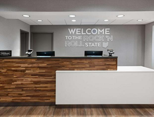 Hampton Inn Cleveland Airport - Tiedeman Road hotel detail image 2