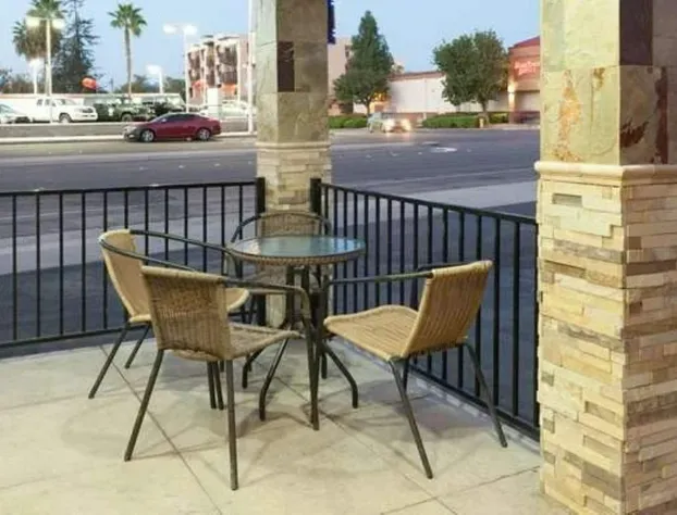 Om Park Inn and Suites El Cajon near San Diego hotel detail image 2