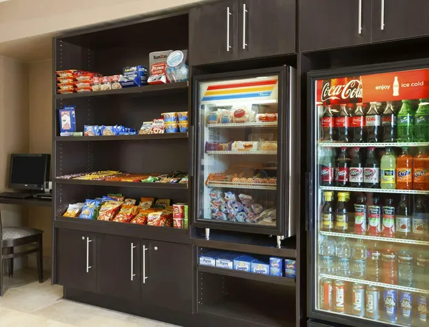 Howard Johnson by Wyndham San Diego Sea World hotel detail image 3