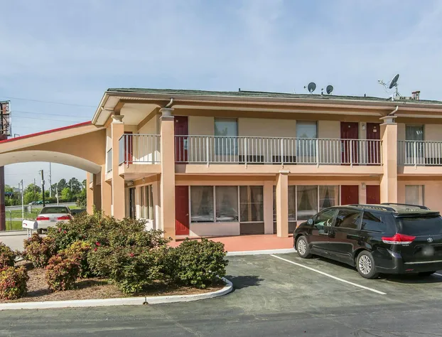 Rodeway Inn Marietta near Dobbins ARB hotel detail image 1