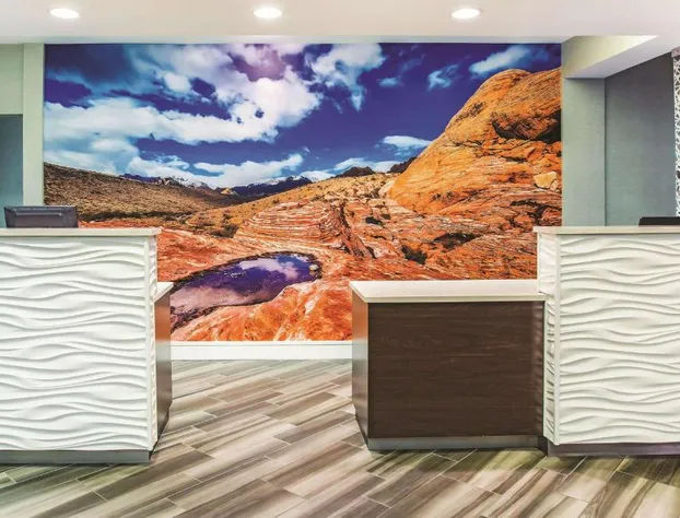 La Quinta Inn & Suites by Wyndham Las Vegas Summerlin Tech hotel detail image 2