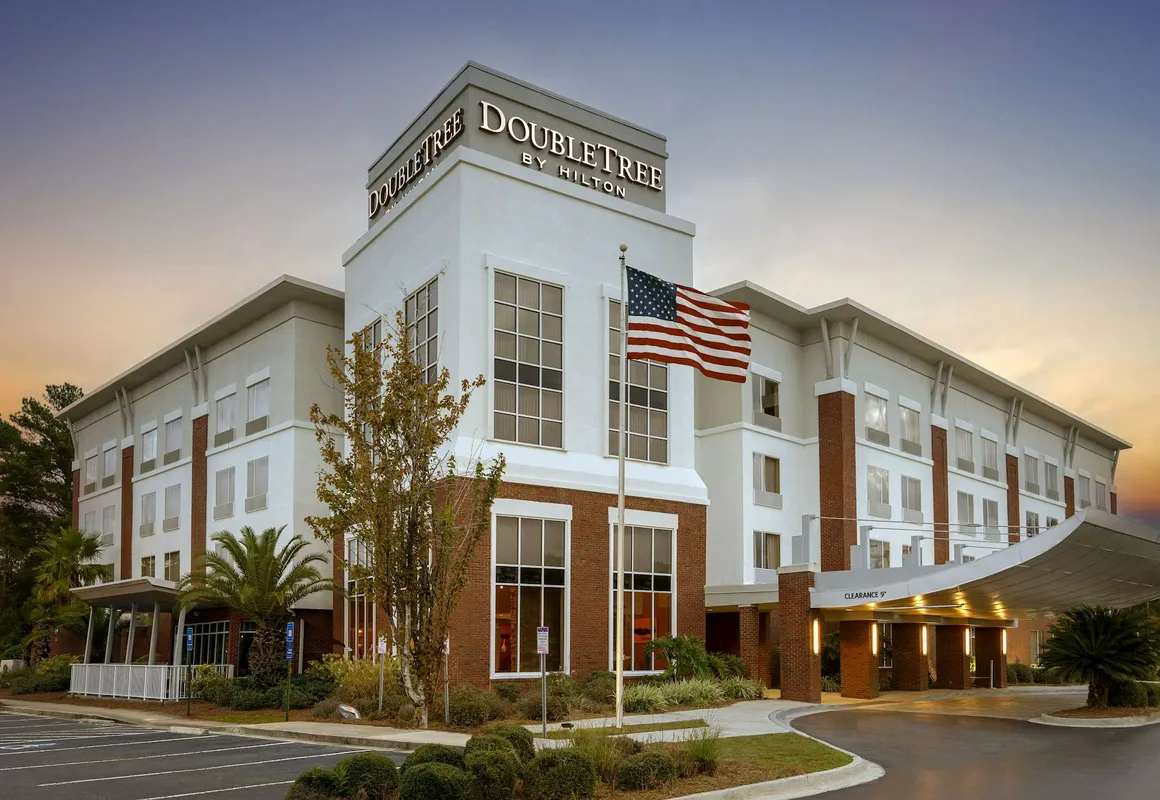 DoubleTree by Hilton Hotel Savannah Airport hotel hero