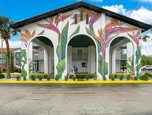 Home 1 Suites Extended Stay - Kissimmee hotel detail image 1