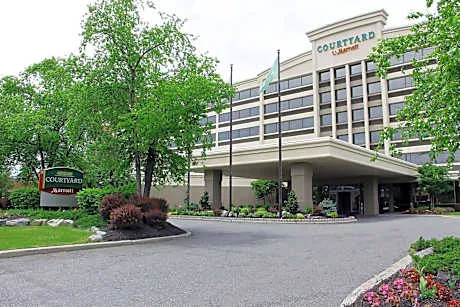 Courtyard by Marriott Lyndhurst Meadowlands hotel hero