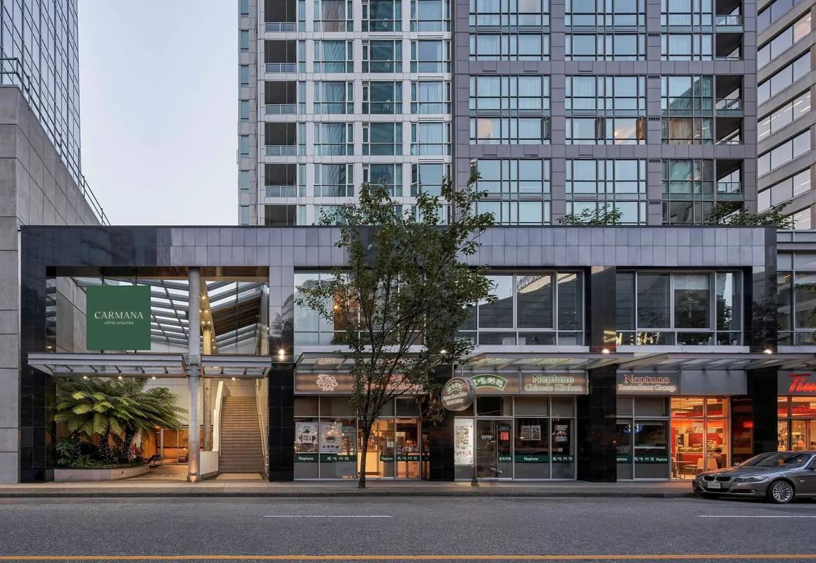 Carmana Hotel & Suites hotel hero