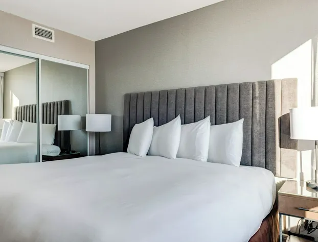 Carmana Hotel & Suites hotel detail image 4