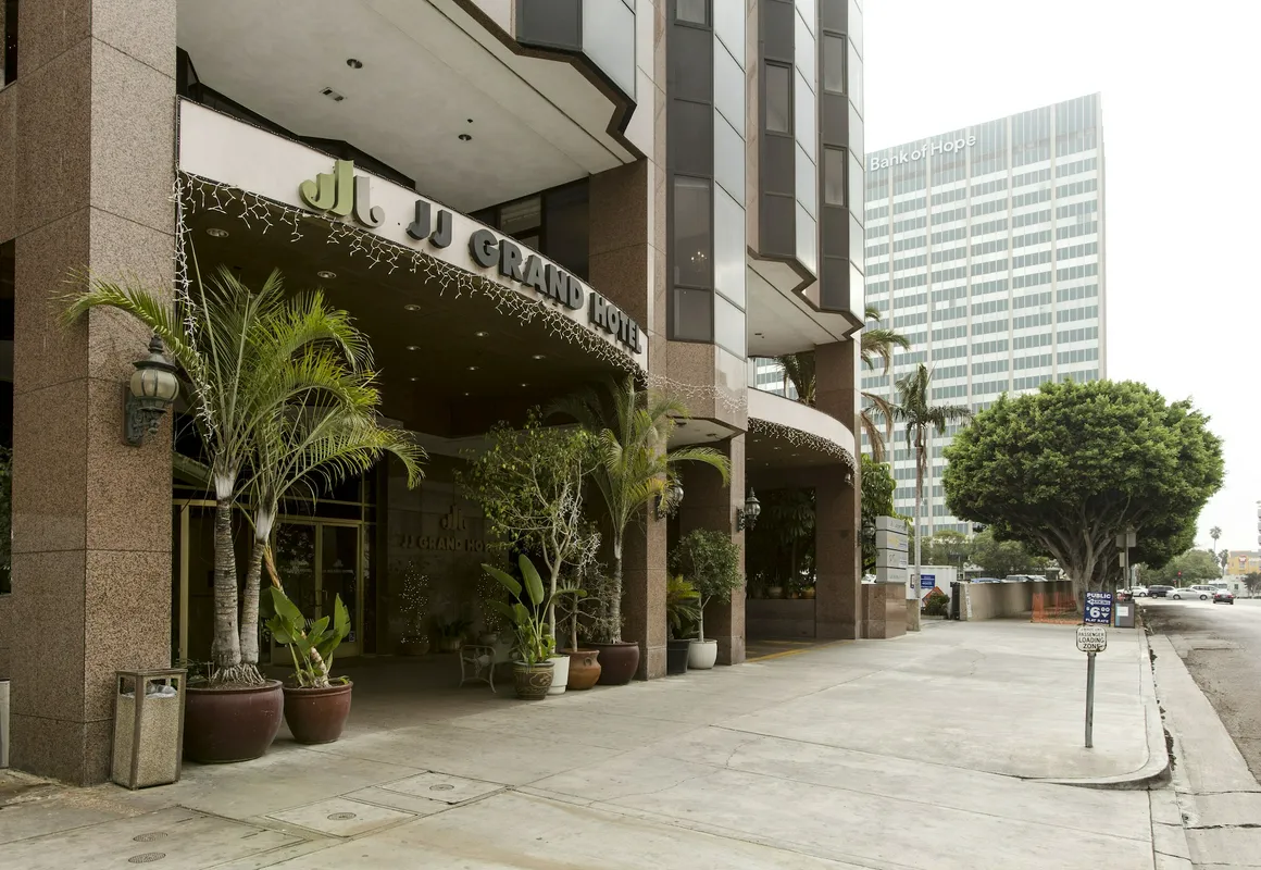 JJ Grand Hotel hotel hero