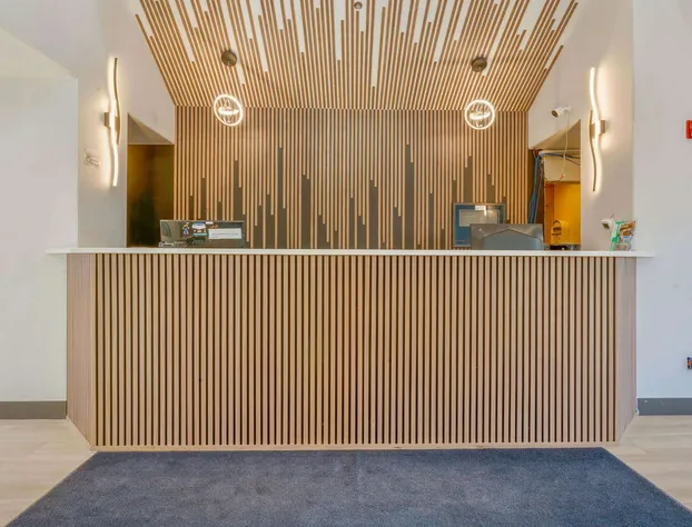 Days Inn by Wyndham Thornton hotel detail image 2