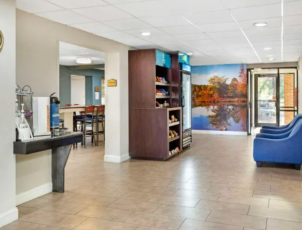 Clarion Pointe Durham Research Triangle Park hotel detail image 3