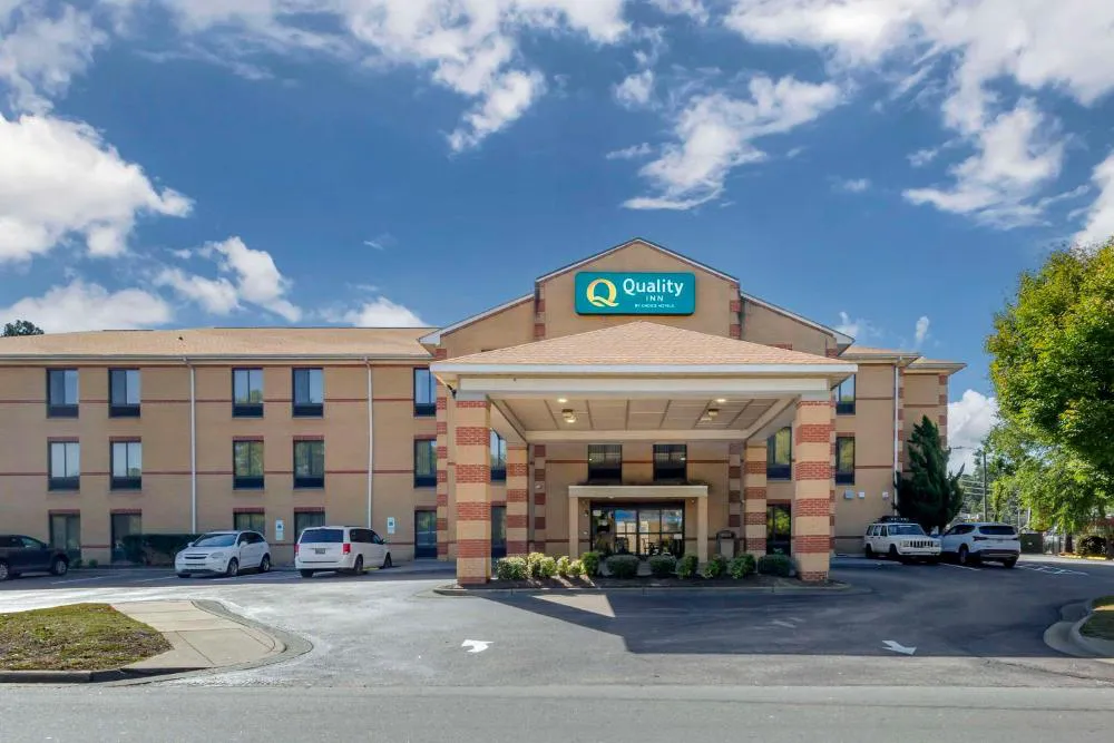 Quality Inn Raleigh Downtown hotel hero